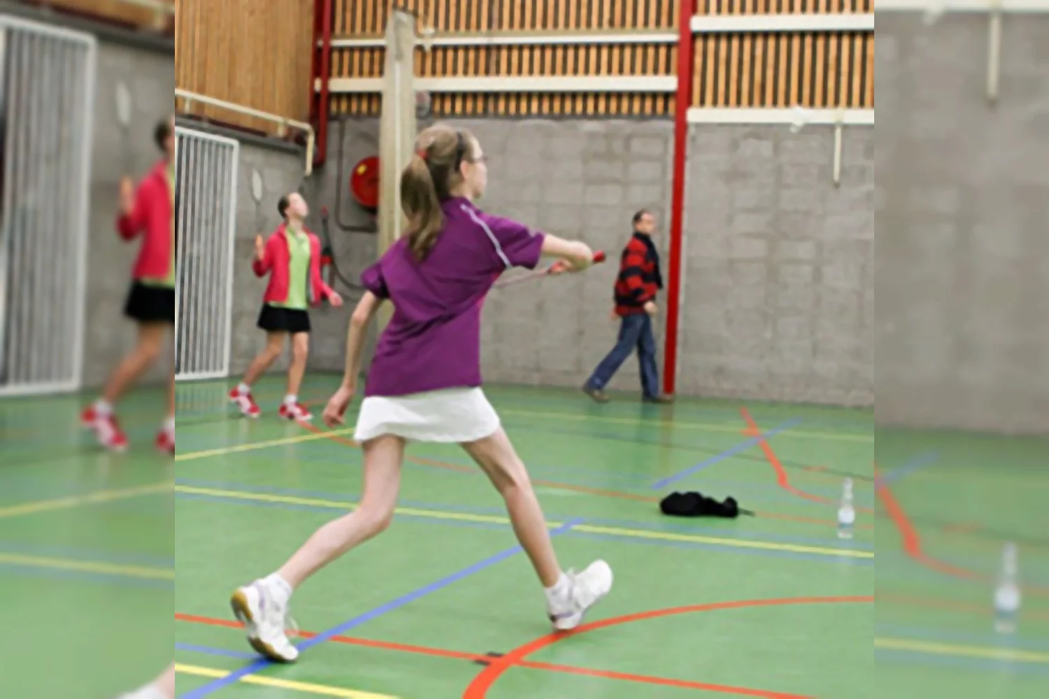 Backhand of around the head?