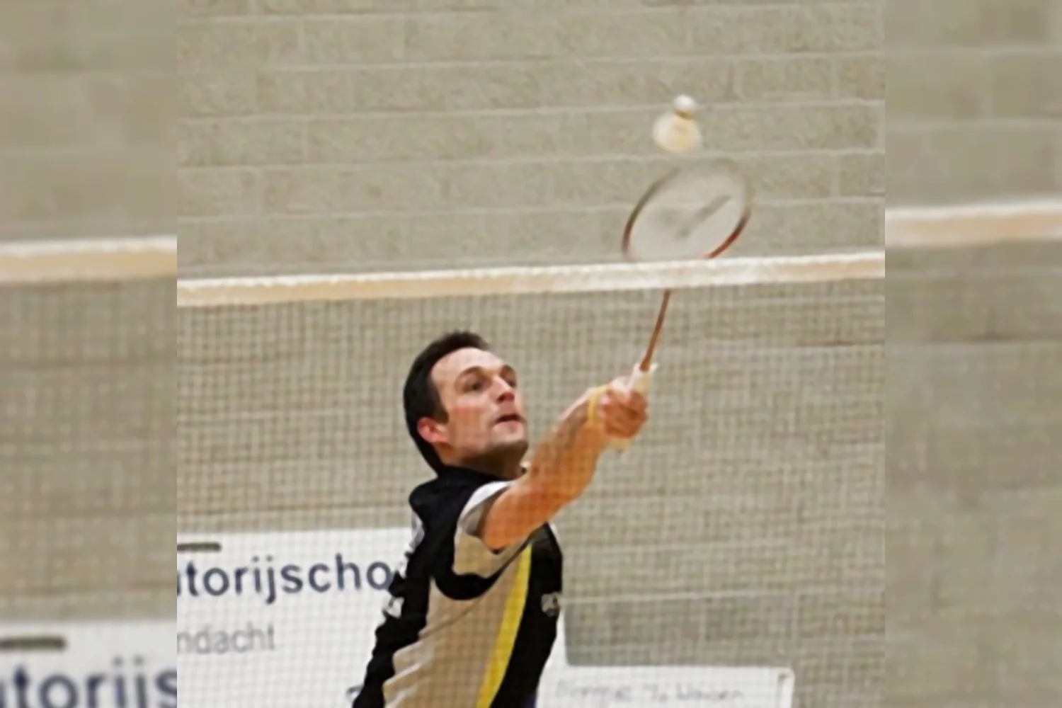 VELO wint maar raakt verder achterop