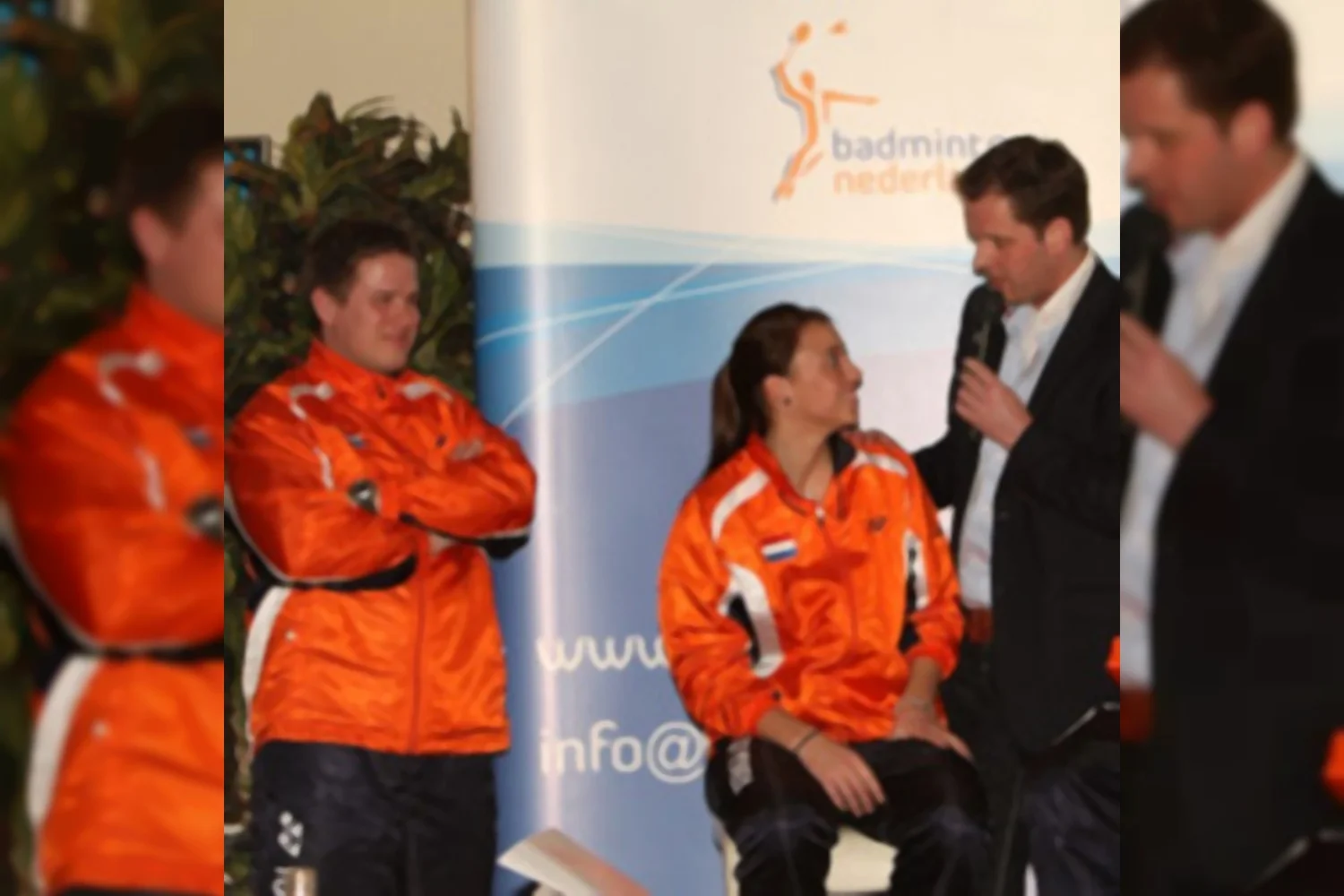 Video volledige persconferentie Amsterdam online