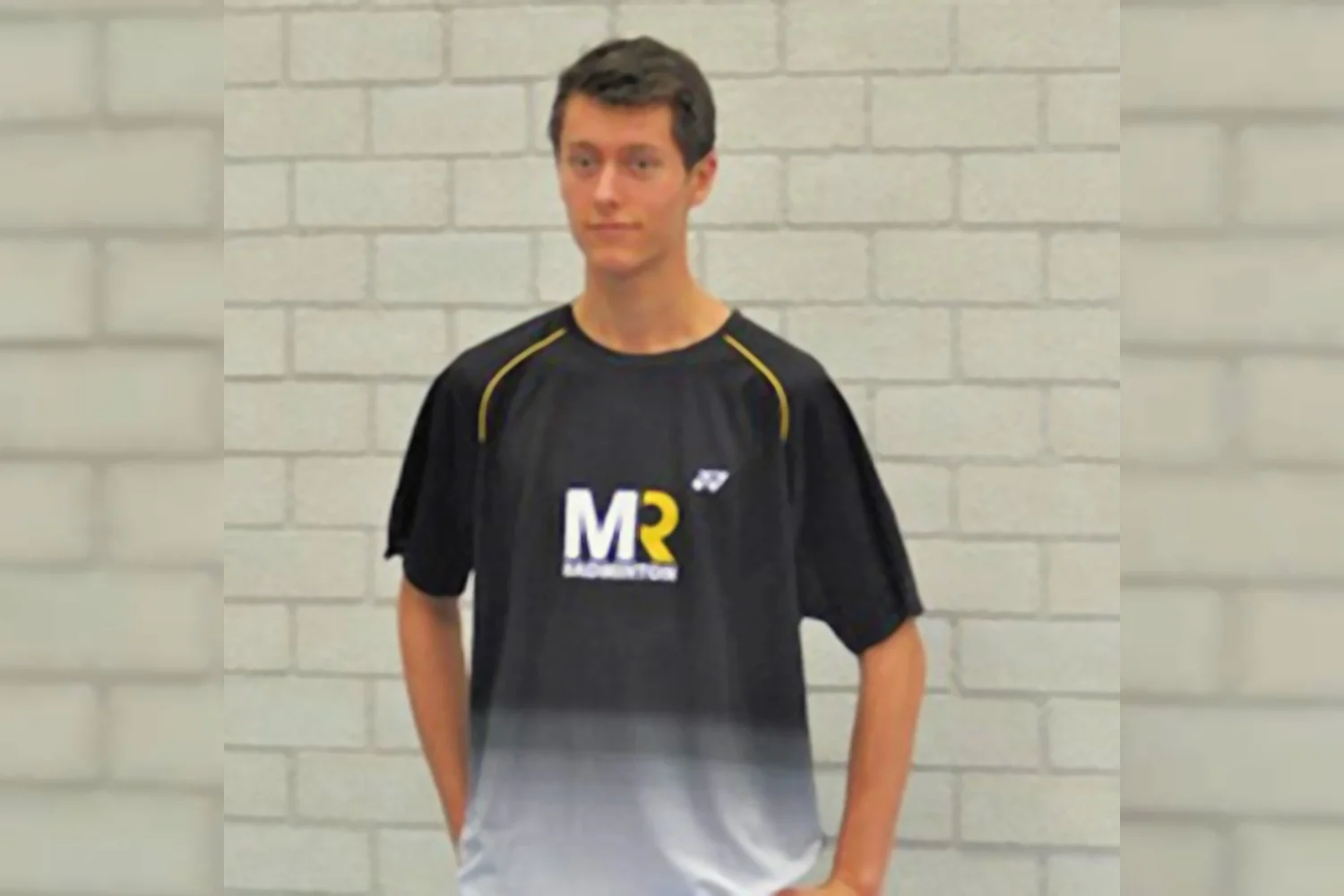 Vincent de Vries wordt gesponsord door MR Badminton