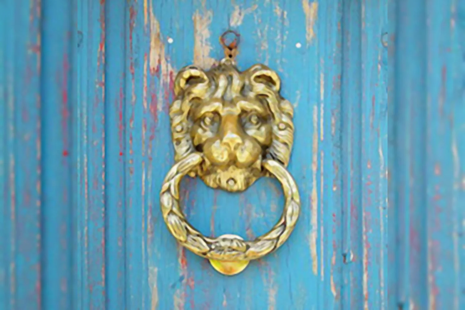 Dezelfde achternaam helpt?