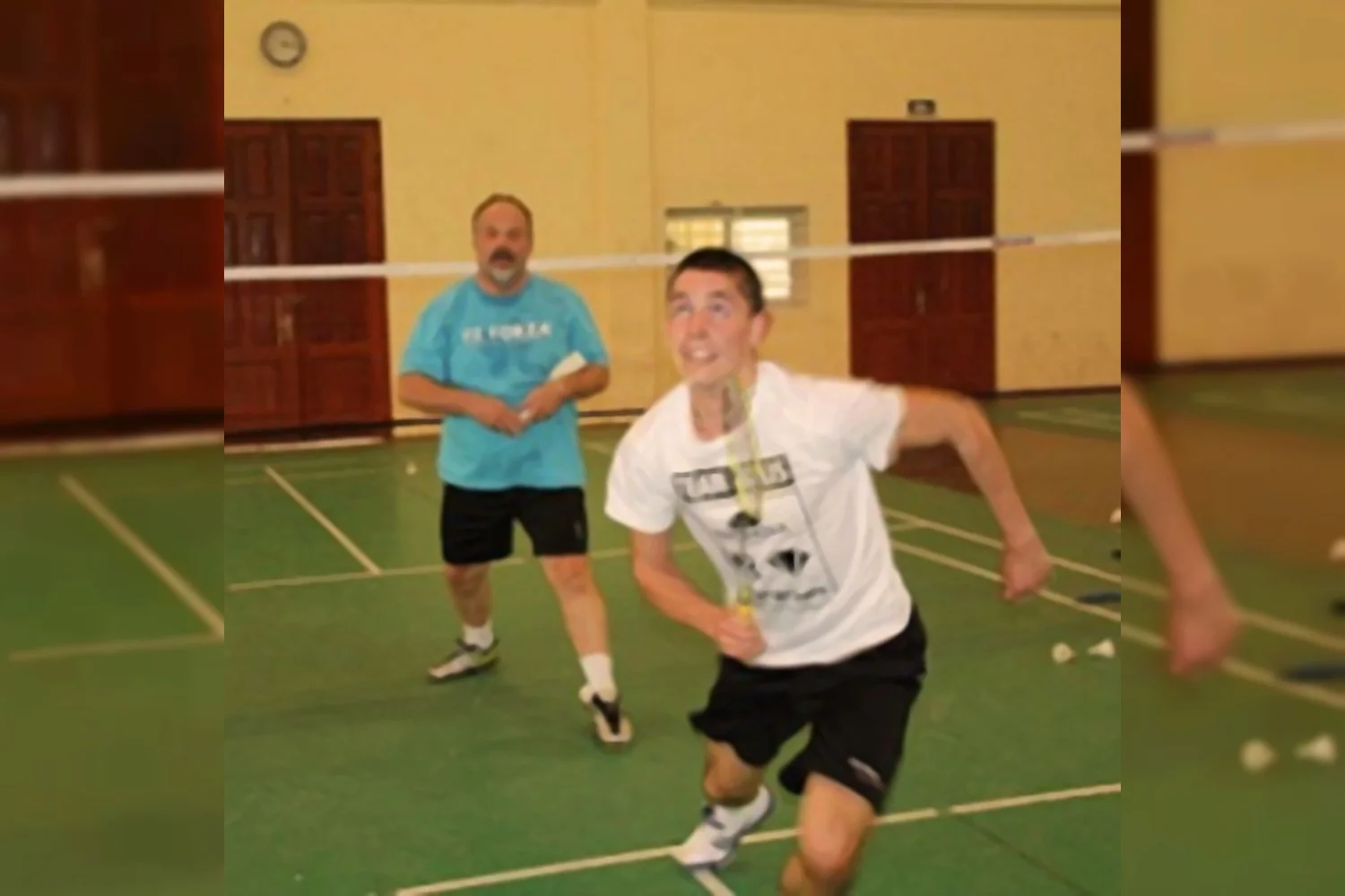 Stef en Erik Meijs praten ons bij vanuit Hanoi