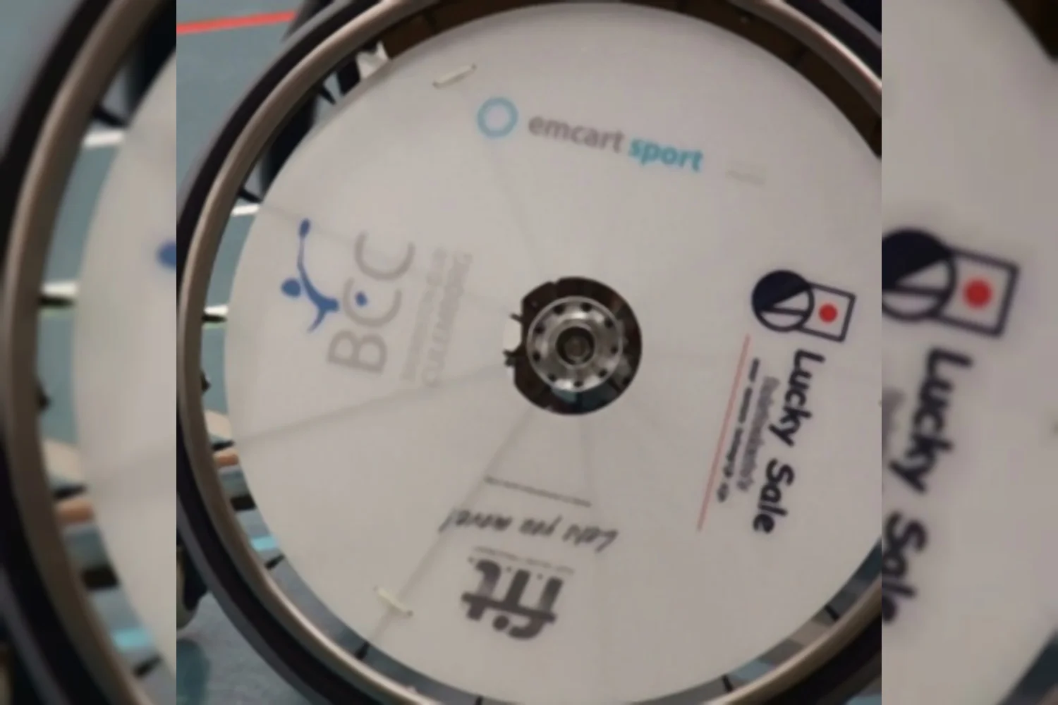 Bob Biesmans pakt winst in Culemborgs aangepast badminton toernooi