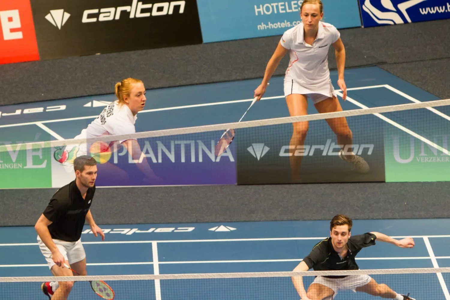 Stelling: Het is slim om de finales vrouwen- en herendubbel op een NK gelijktijdig te spelen