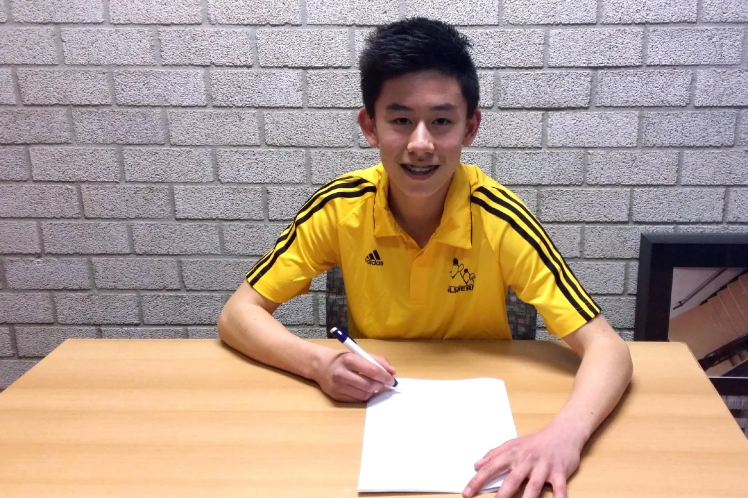 Sebastiaan Li naar Almere