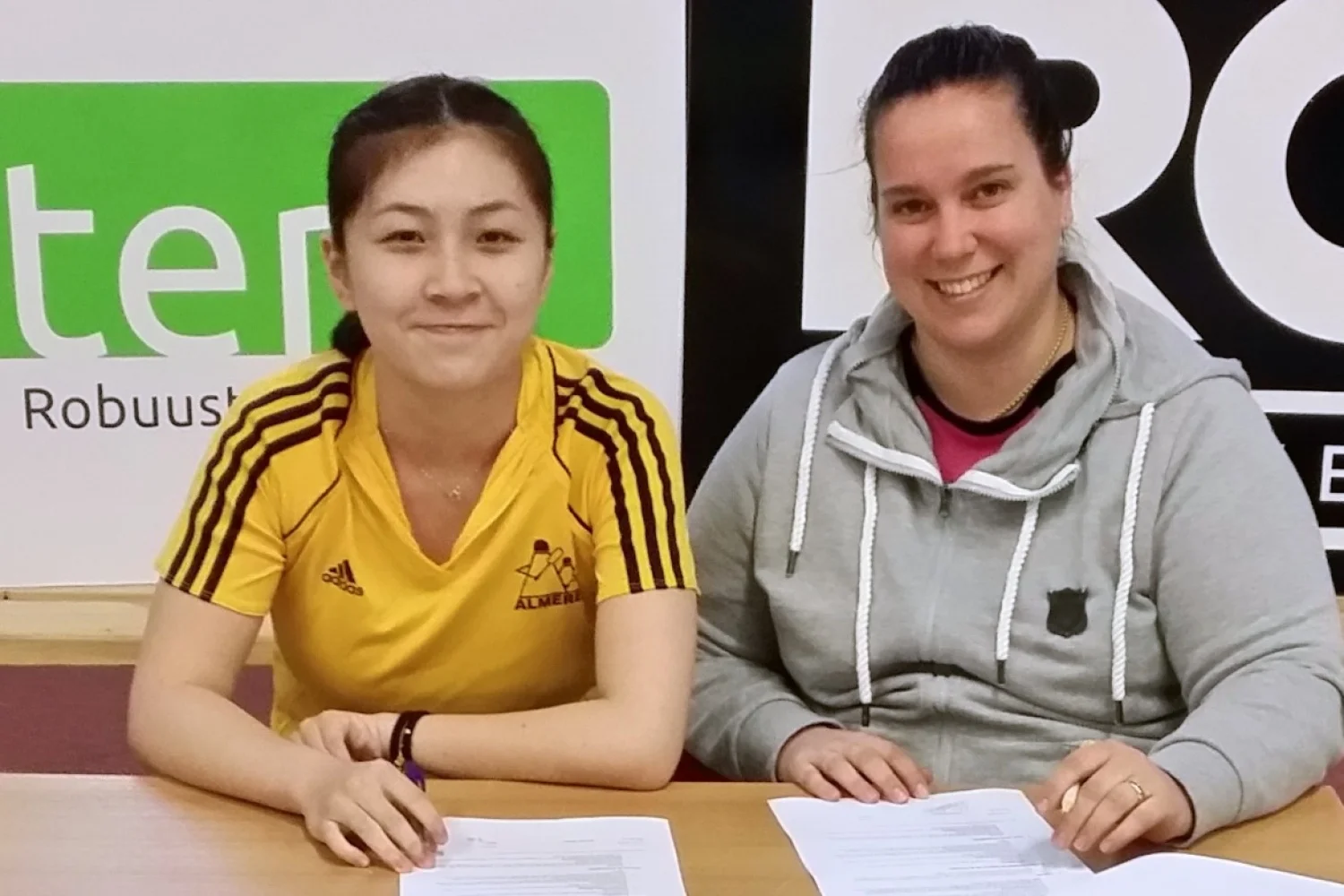 Stella Li naar Almere