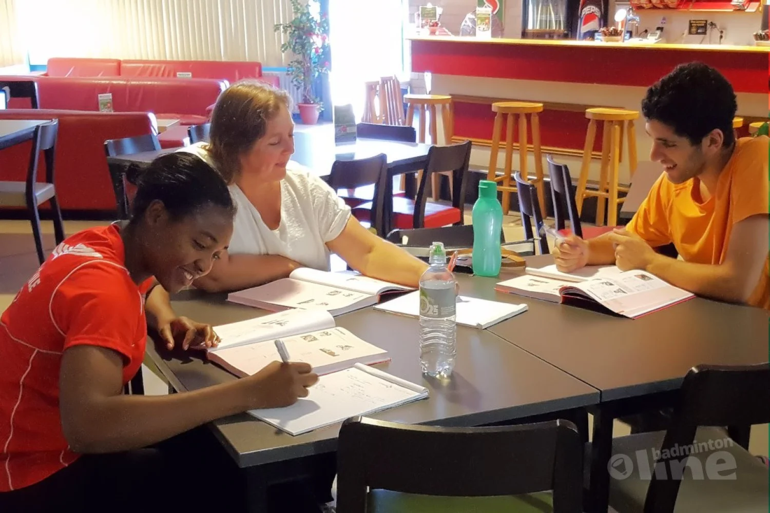 Grace Gabri&euml;l en Aram Mahmoud leren Nederlands in Almere