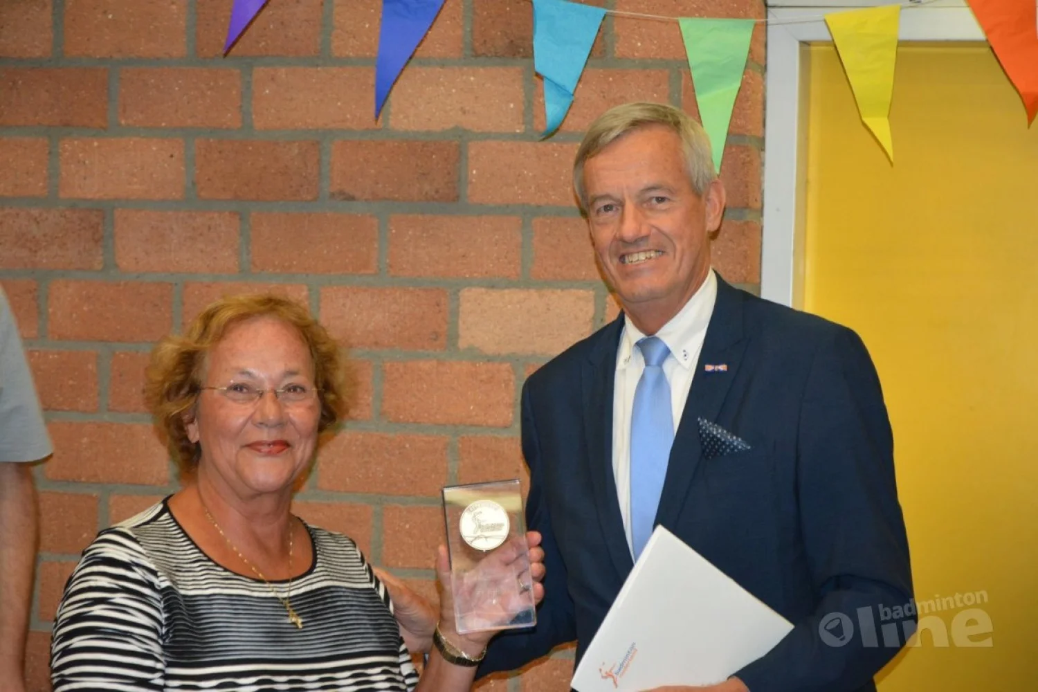 Erepenning voor 50 jaar BV Ribad