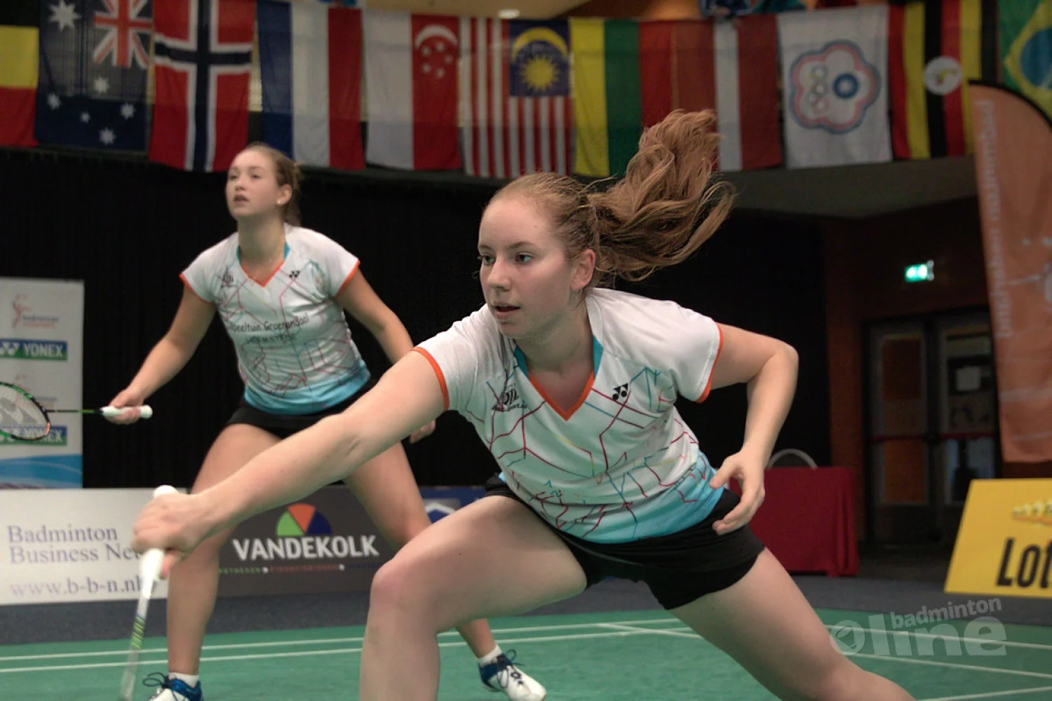 Nederlandse vrouwendubbels door op WJK