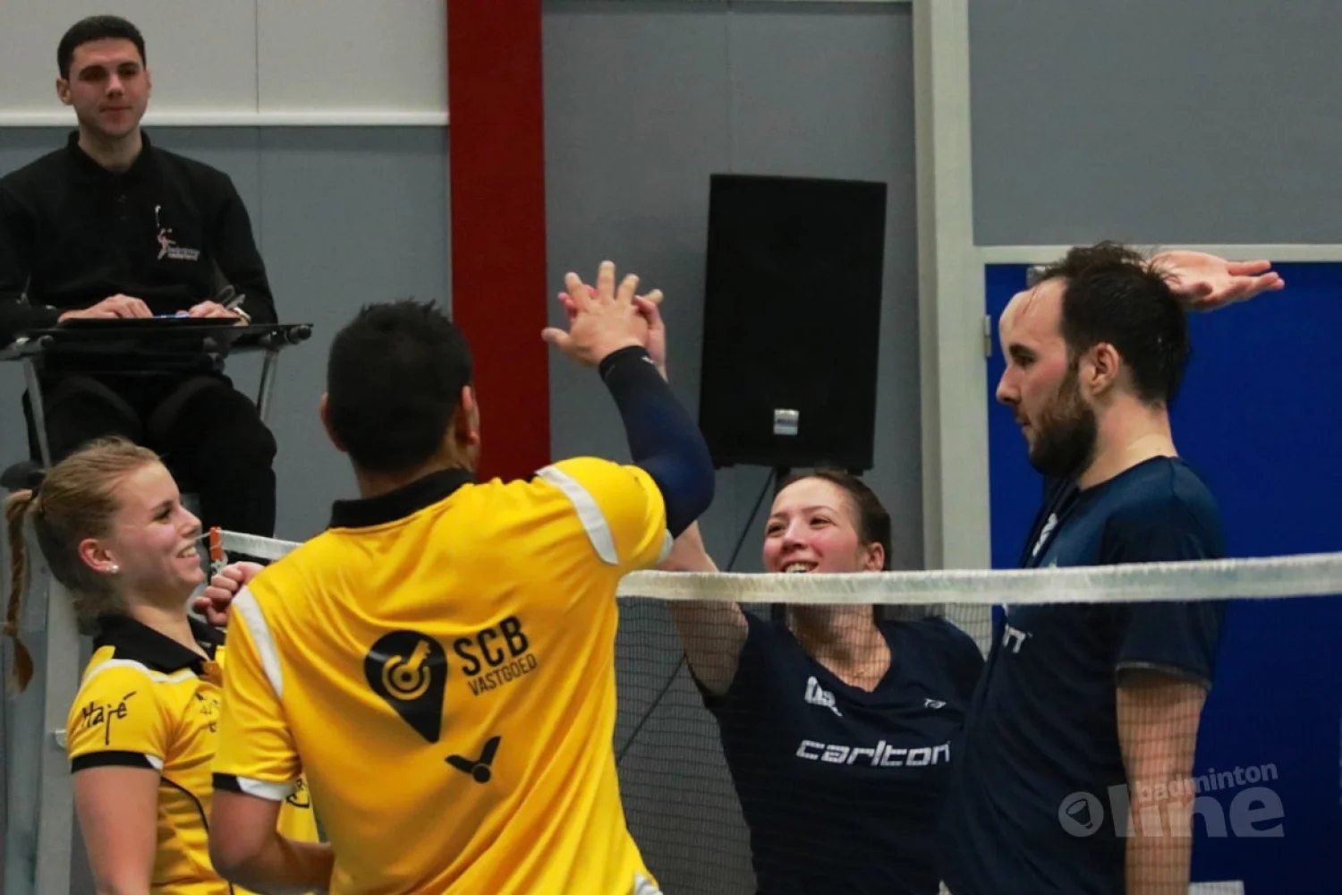 Almere koploper in kampioenspoule ondanks verlies tegen VELO