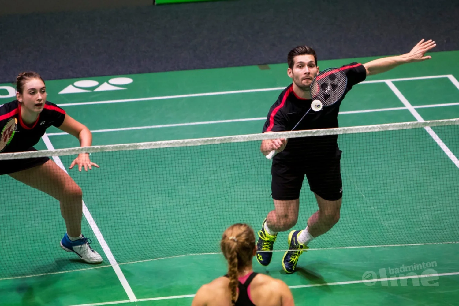 Nederlandse badmintonploeg strijkt neer in Glasgow