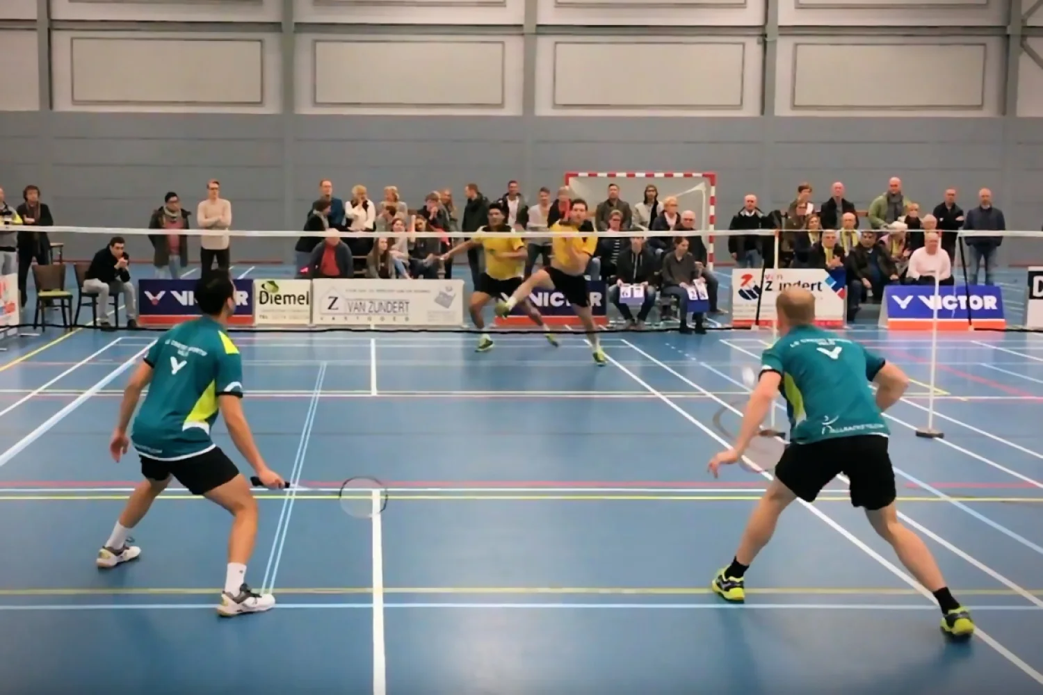 Sombere badmintonzondag voor VELO