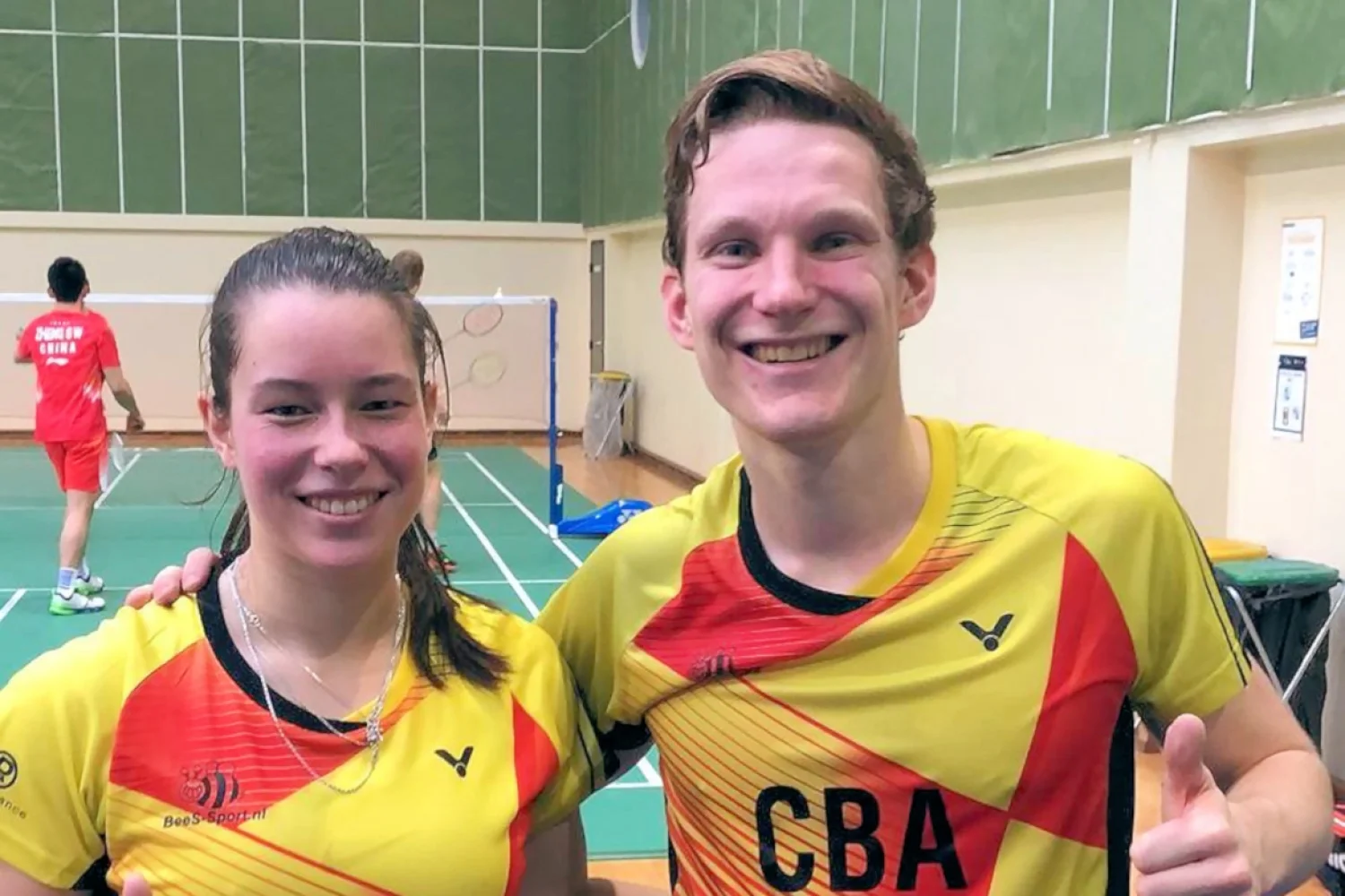 Robin Tabeling en Cheryl Seinen overrompelen Maleisische top 10 spelers