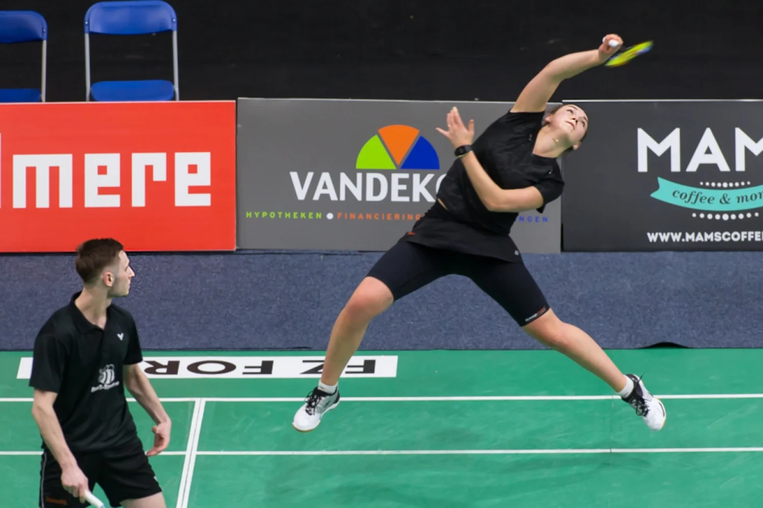 Ruben Jille en Imke van der Aar door oog van de naald op FZ Forza NK Badminton