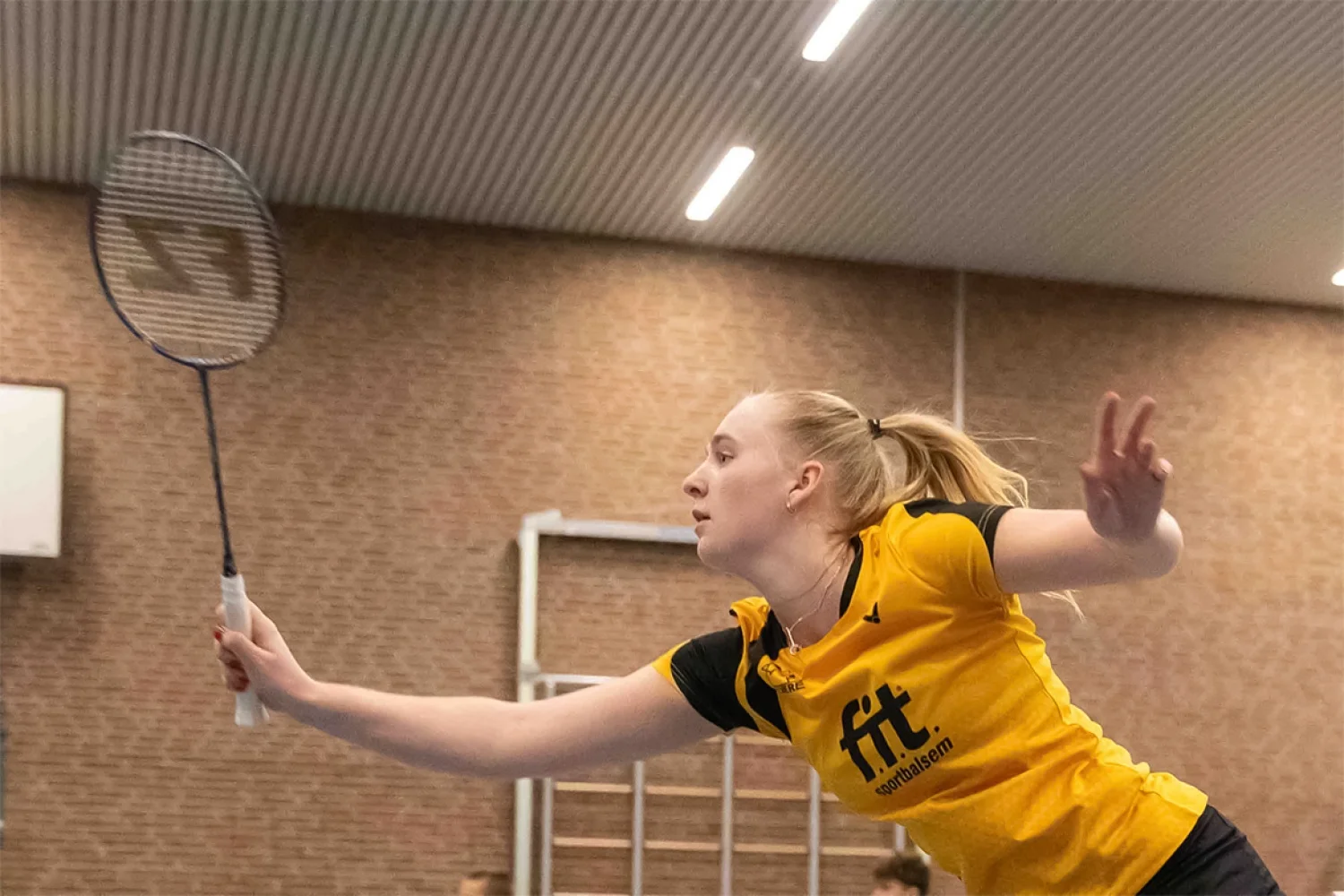 Invallers geven kleur aan 7-1 overwinning van Almere op Smashing