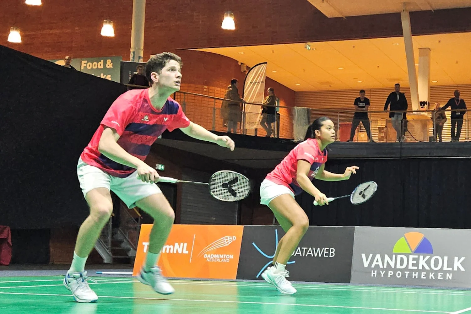 Mixduo Ties van der Lecq en Alyssa Tirtosentono naar tweede ronde EK Badminton 2024