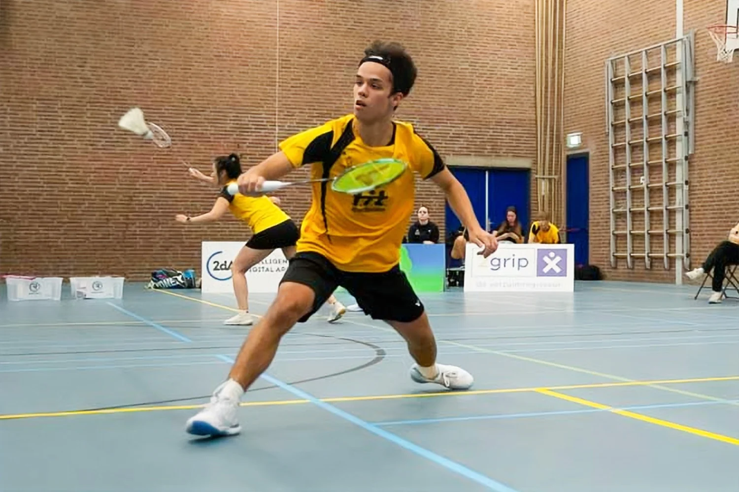 Solide overwinning Almere op Smashing