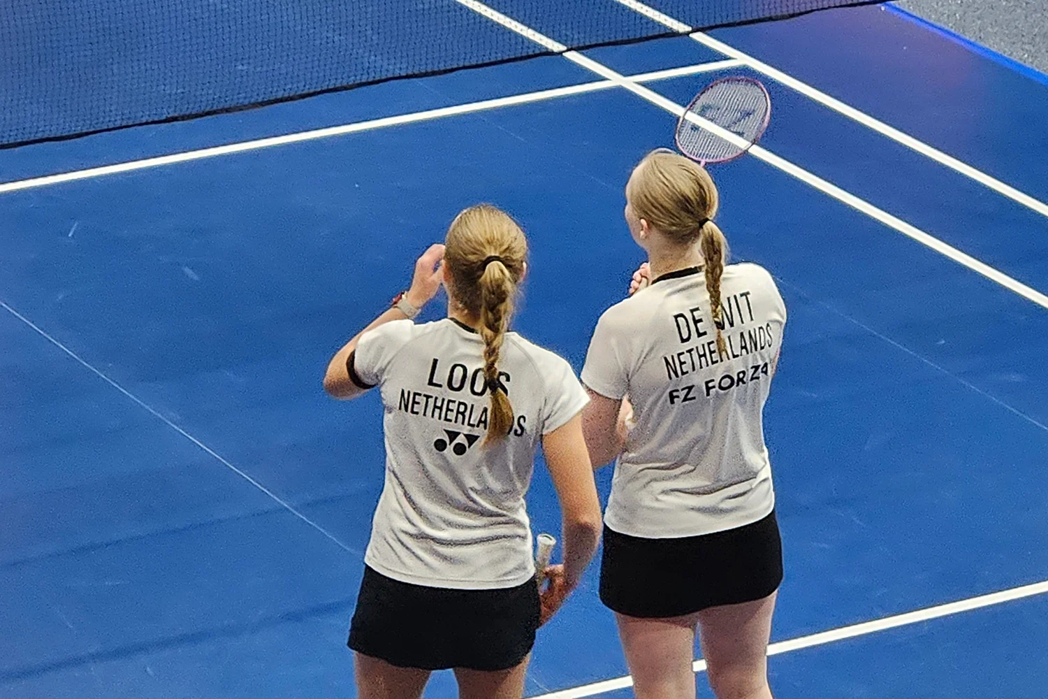Kirsten de Wit en Meerte Loos comfortabel naar kwartfinale NK Badminton 2026