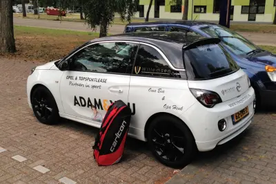 Vincent de Vries praat ons bij