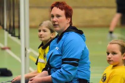 Parabadmintonsters trainen met Ilse van de Burgwal