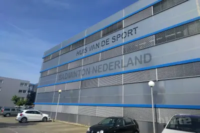 Jaarvergadering Badminton Nederland vlot verlopen volgens voorzitter Clemens Wortel