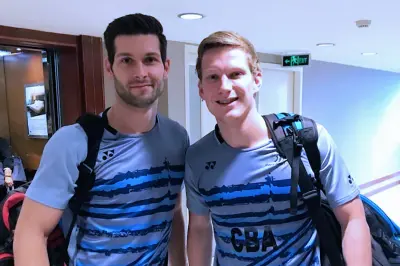 Jelle Maas en Robin Tabeling zijn klaar voor hun wedstrijd!