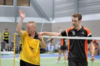 Almere bindt ook landskampioen Duinwijck aan de zegekar