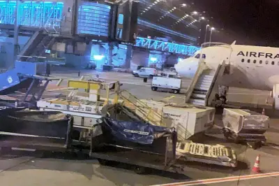 Fransman Thomas Rouxel verhindert zegetocht badmintonner Mark Caljouw