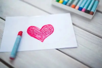 FIRST DATES: bond zoekt voorzitter (m/v/x) met humor