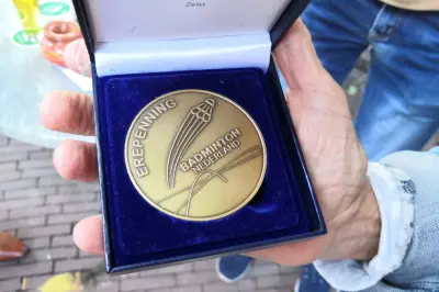 Beloon je vrijwilliger(s) met een onderscheiding