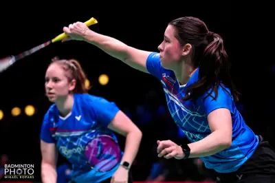 Debora Jille en Cheryl Seinen door naar tweede ronde WK Badminton 2023