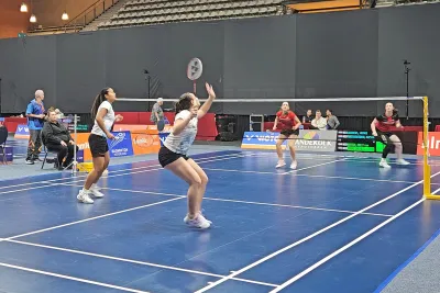 Jaymie Laurens en Alyssa Tirtosentono te sterk voor Kelly van Buiten en Diede Odijk